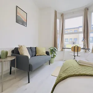 maud-house-e10.brighton-hotels-england.com/