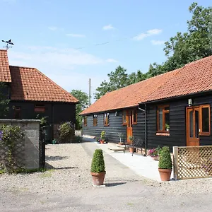 puttocks-farm.cambridgehotelsuk.com/