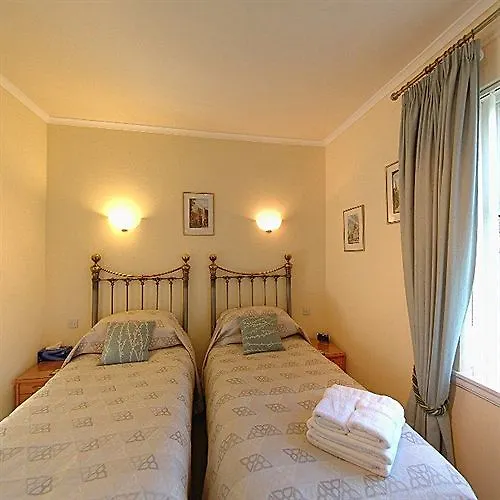 Bield B&B Edinburgh 3*,  United Kingdom
