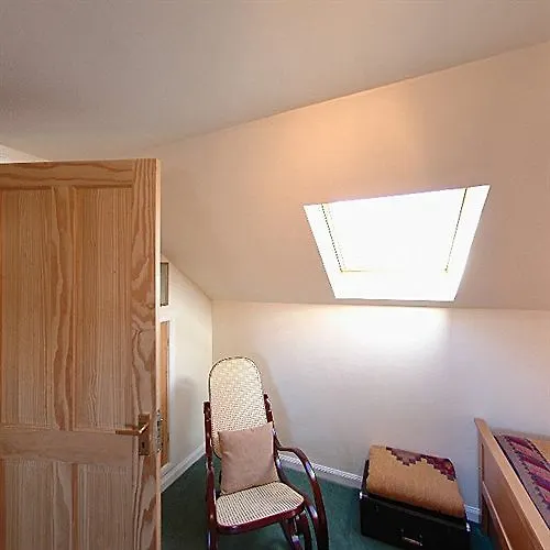 Bield B&B Edinburgh 3*,
