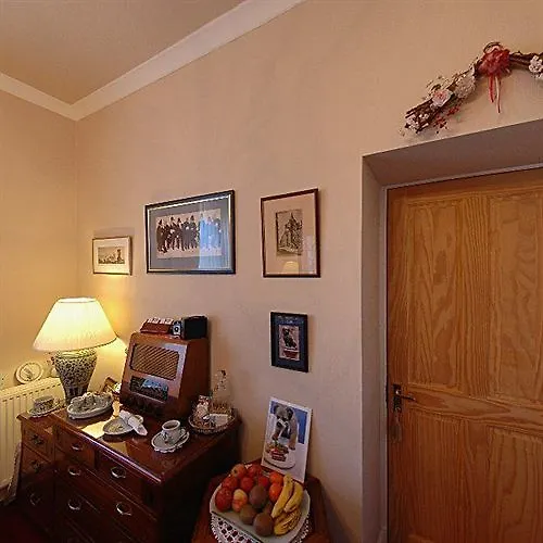 Bield B&B Edinburgh Hotel
